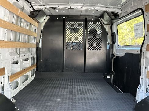 Used 2024 Ford Transit 250 Low Roof w/ Exterior Upgrade Package image 21