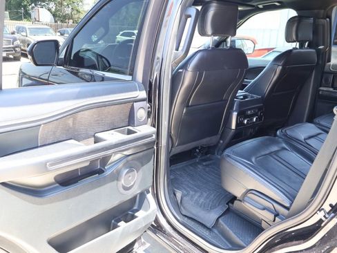 Used 2020 Ford Expedition Limited RWD image 16