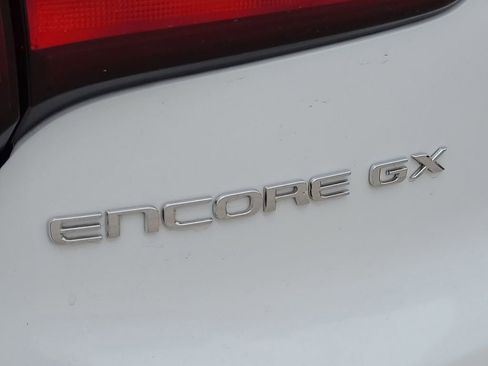 Used 2025 Buick Encore GX Preferred FWD image 33