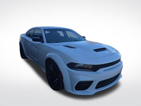Used 2023 Dodge Charger SRT Hellcat w/ Harman/Kardon Audio Group image 5