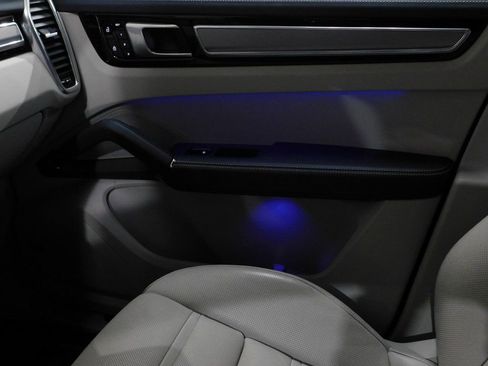 Used 2021 Porsche Cayenne GTS image 70