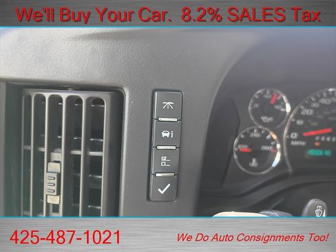 Used 2017 Chevrolet Express 3500 LT w/ LT Preferred Equipment Group RWD image 17