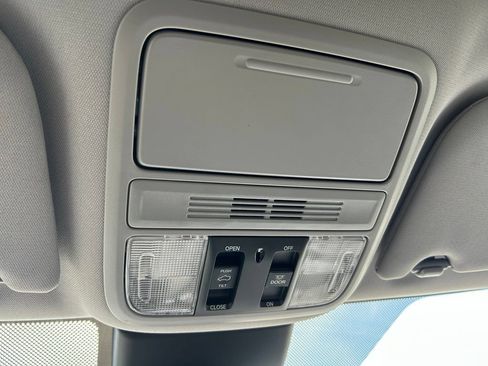 Used 2021 Honda Odyssey EX-L image 59