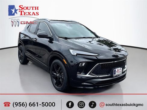 Used 2025 Buick Encore GX Sport Touring FWD image 1