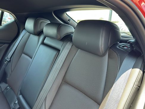 New 2025 MAZDA MAZDA3 Hatchback w/Premium Plus Pkg image 16