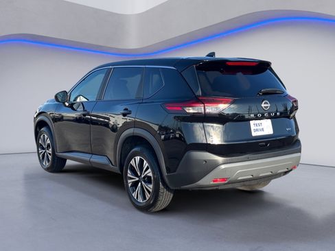 Used 2023 Nissan Rogue SV image 10