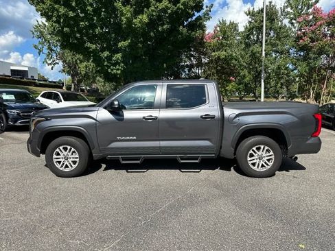 Used 2025 Toyota Tundra SR5 w/ SR5 Convenience Package AWD/4WD image 8