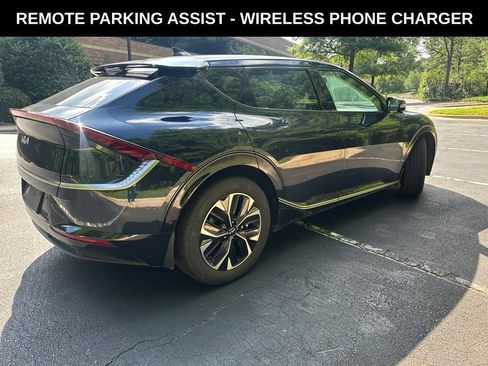 Used 2024 Kia EV6 Wind w/ Wind Technology Package AWD/4WD image 4