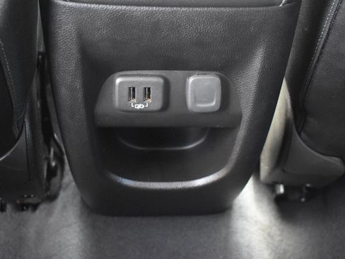 Used 2019 Chevrolet Colorado ZR2 w/ ZR2 Midnight Special Edition image 19