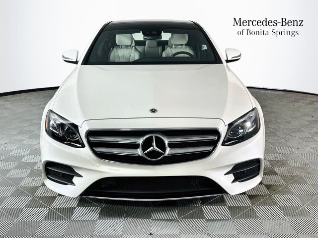 Used 2018 Mercedes-Benz E 300 4MATIC image 2