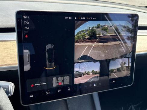 Used 2021 Tesla Model Y Performance AWD/4WD image 17