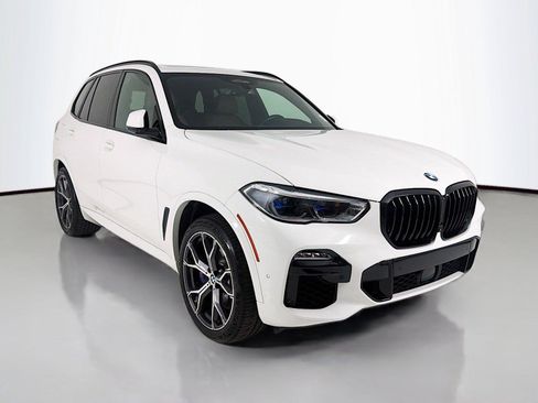 Used 2021 BMW X5 M50i w/ Executive Package AWD/4WD image 32