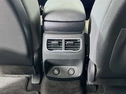 Used 2021 Hyundai Santa Fe SEL image 26