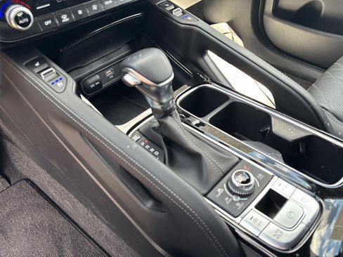 Used 2025 Kia Telluride SX Prestige X-Line AWD/4WD image 17