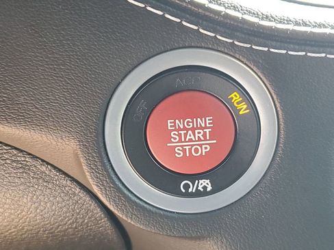 Used 2022 Dodge Charger SRT Hellcat image 39