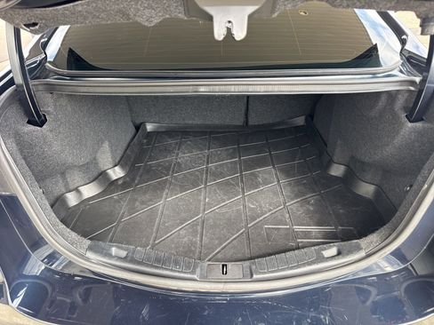 Used 2020 Ford Fusion SE image 28