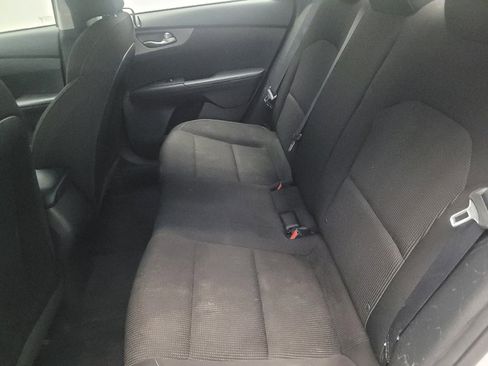 Used 2021 Kia Forte LXS FWD image 18