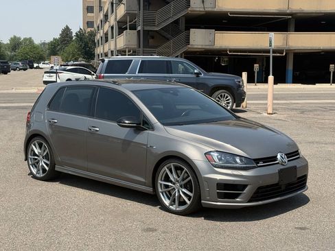 Used 2017 Volkswagen Golf R 4-Door AWD/4WD image 5