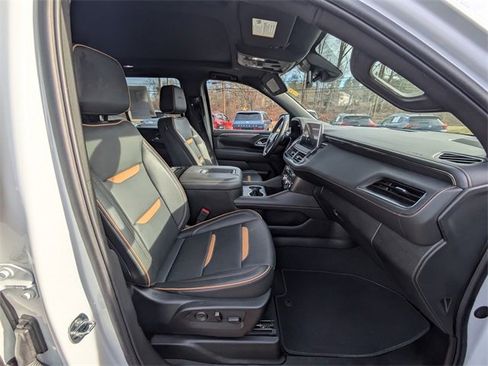 Used 2024 GMC Yukon AT4 image 40