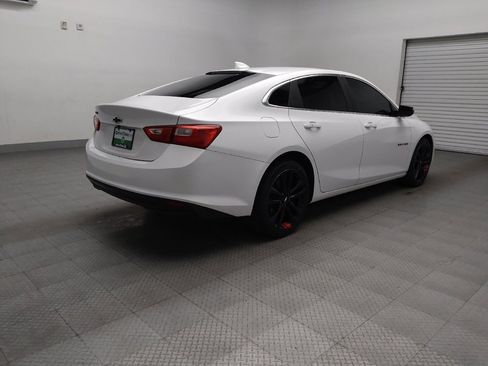 Used 2018 Chevrolet Malibu LT w/ Redline Edition image 9