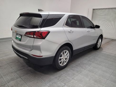 Used 2022 Chevrolet Equinox LT AWD/4WD image 9
