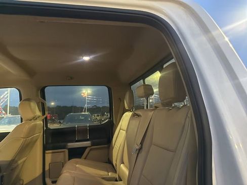 Used 2019 Ford F350 Lariat w/ Lariat Ultimate Package AWD/4WD image 39