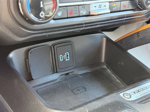 Used 2022 Ford Bronco Badlands AWD/4WD image 18