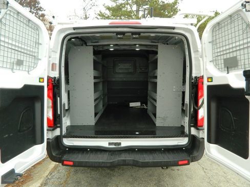 Used 2020 Ford Transit 250 Low Roof AWD image 10