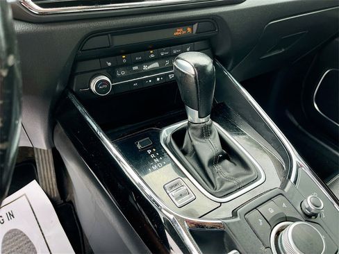 Used 2021 MAZDA CX-9 Touring w/ Touring Premium Package image 16