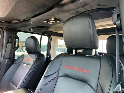 Used 2019 Jeep Wrangler Unlimited Rubicon image 23