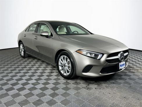 Certified 2019 Mercedes-Benz A 220 4MATIC image 8