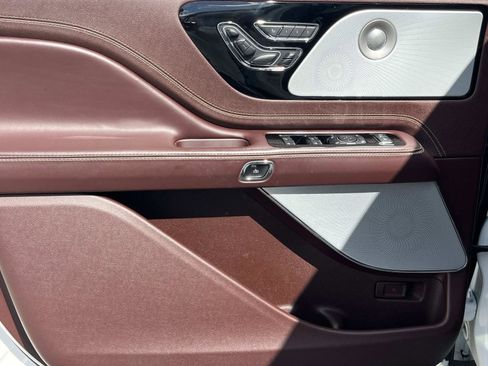 Used 2022 Lincoln Aviator Black Label Grand Touring image 20