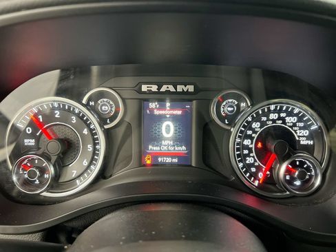 Used 2021 RAM 1500 Big Horn AWD/4WD image 12
