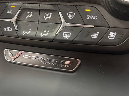 Used 2016 Chevrolet Corvette Stingray Convertible w/ 2LT Preferred Equipment Group RWD image 15