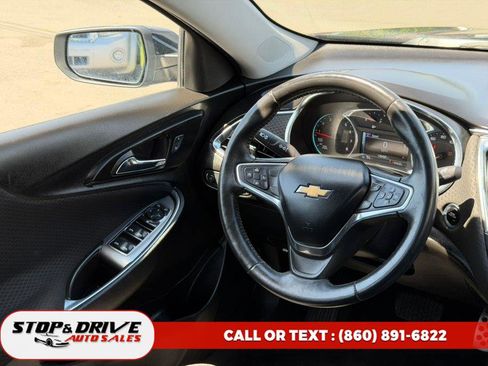 Used 2016 Chevrolet Malibu LT FWD image 13