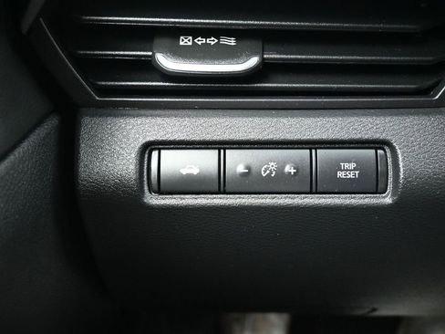 Used 2023 Nissan Altima 2.5 SR image 14