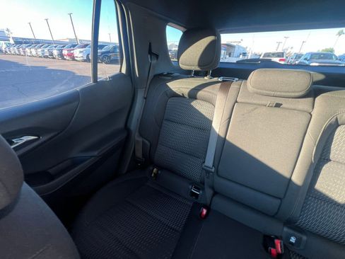 Used 2025 Chevrolet Equinox LT image 39