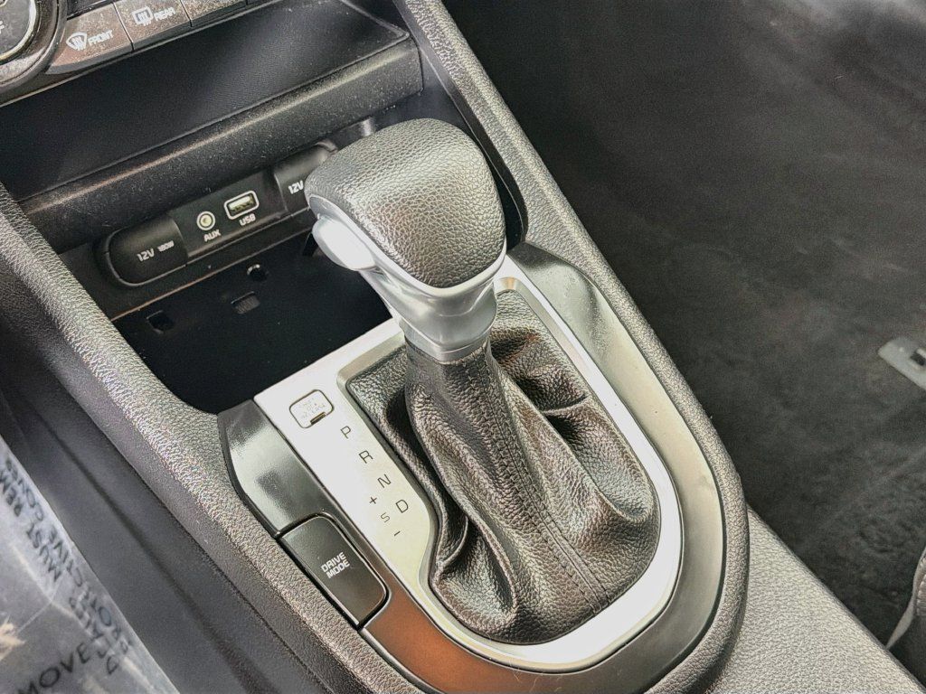 Used 2019 Kia Forte LXS FWD image 16
