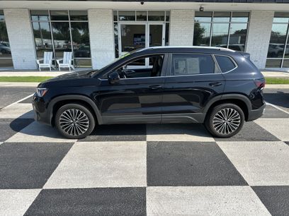 Used 2025 Volkswagen Taos SE