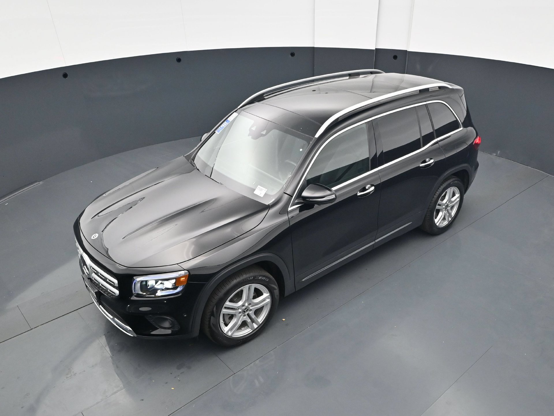 Used 2023 Mercedes-Benz GLB 250 4MATIC image 40