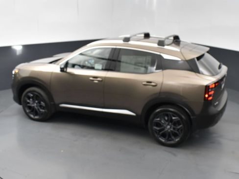 New 2026 Nissan Kicks SR w/ Illumination Package AWD/4WD image 48