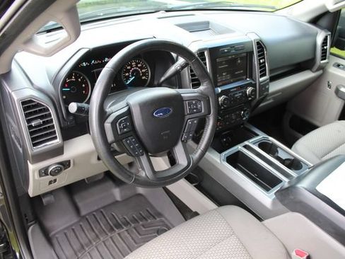 Used 2015 Ford F150 XLT w/ Equipment Group 302A Luxury AWD/4WD image 18