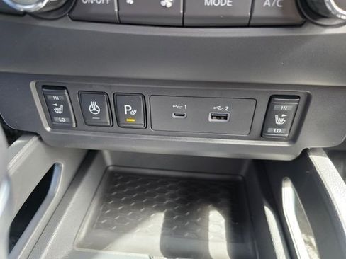 New 2026 Nissan Frontier SV w/ SV Convenience Package AWD/4WD image 28