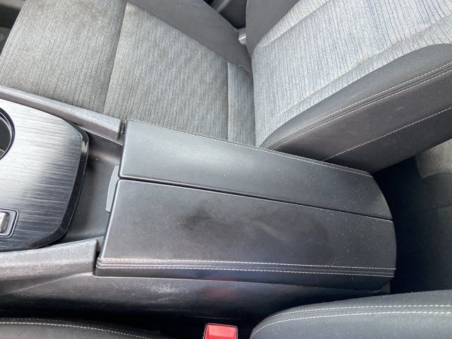 Used 2021 Nissan Rogue SV FWD image 40