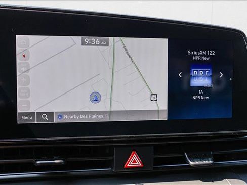 New 2025 Hyundai Elantra SEL image 17