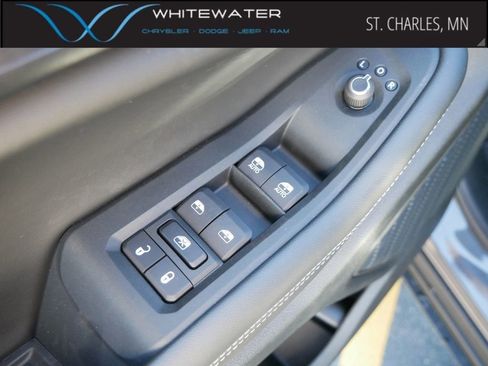 New 2025 Jeep Grand Cherokee L Altitude image 7