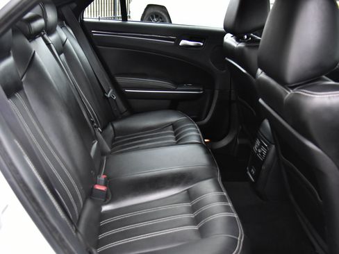 Used 2023 Chrysler 300 S image 42