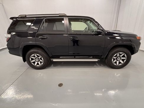 Used 2019 Toyota 4Runner TRD Off-Road Premium image 5