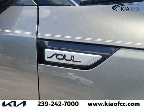 Used 2019 Kia Soul w/ Convenience Package FWD image 9