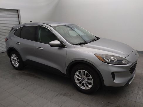 Used 2021 Ford Escape SE FWD image 11